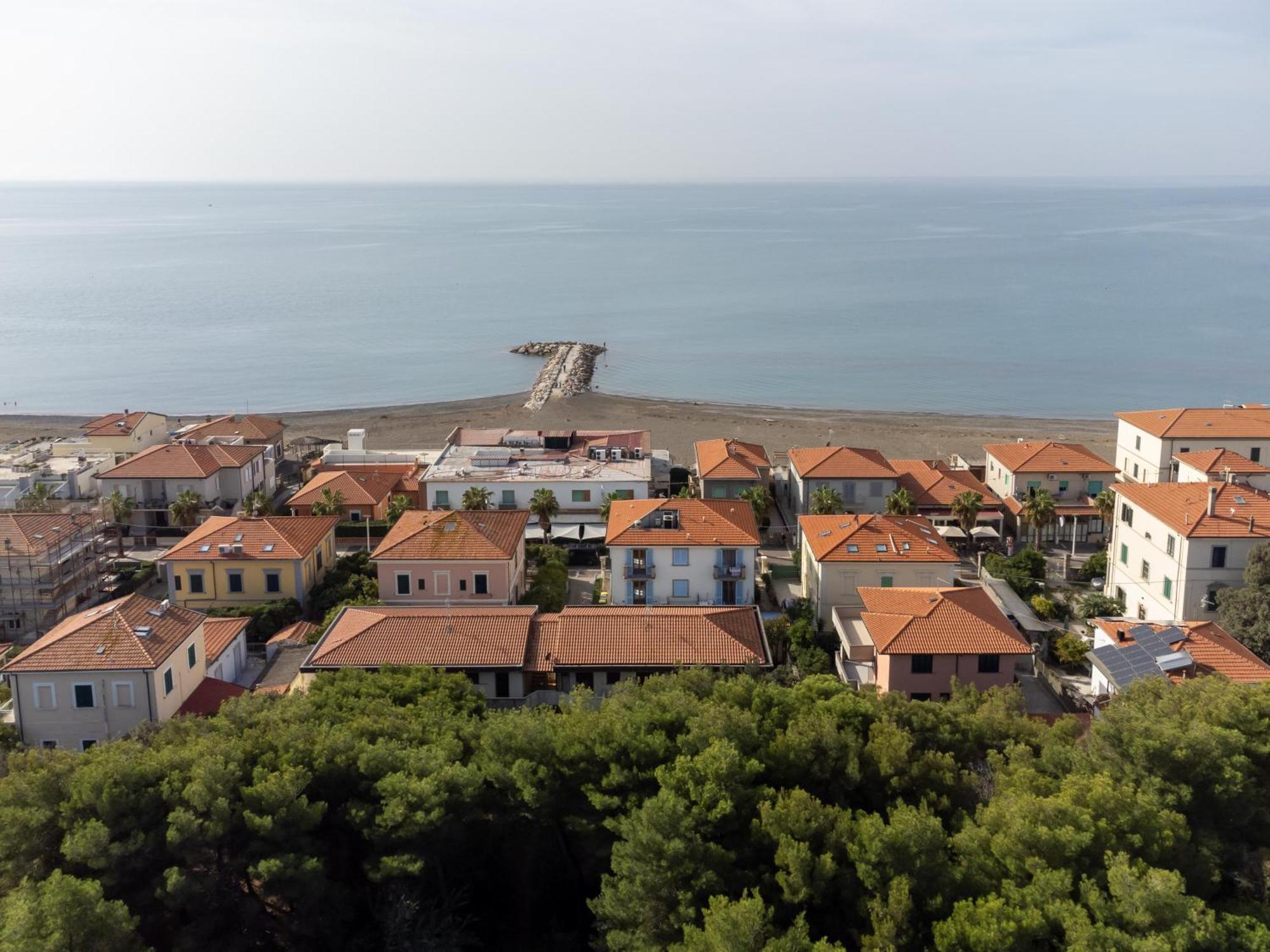 Hotel Zi Maria Marina di Cecina Exterior foto